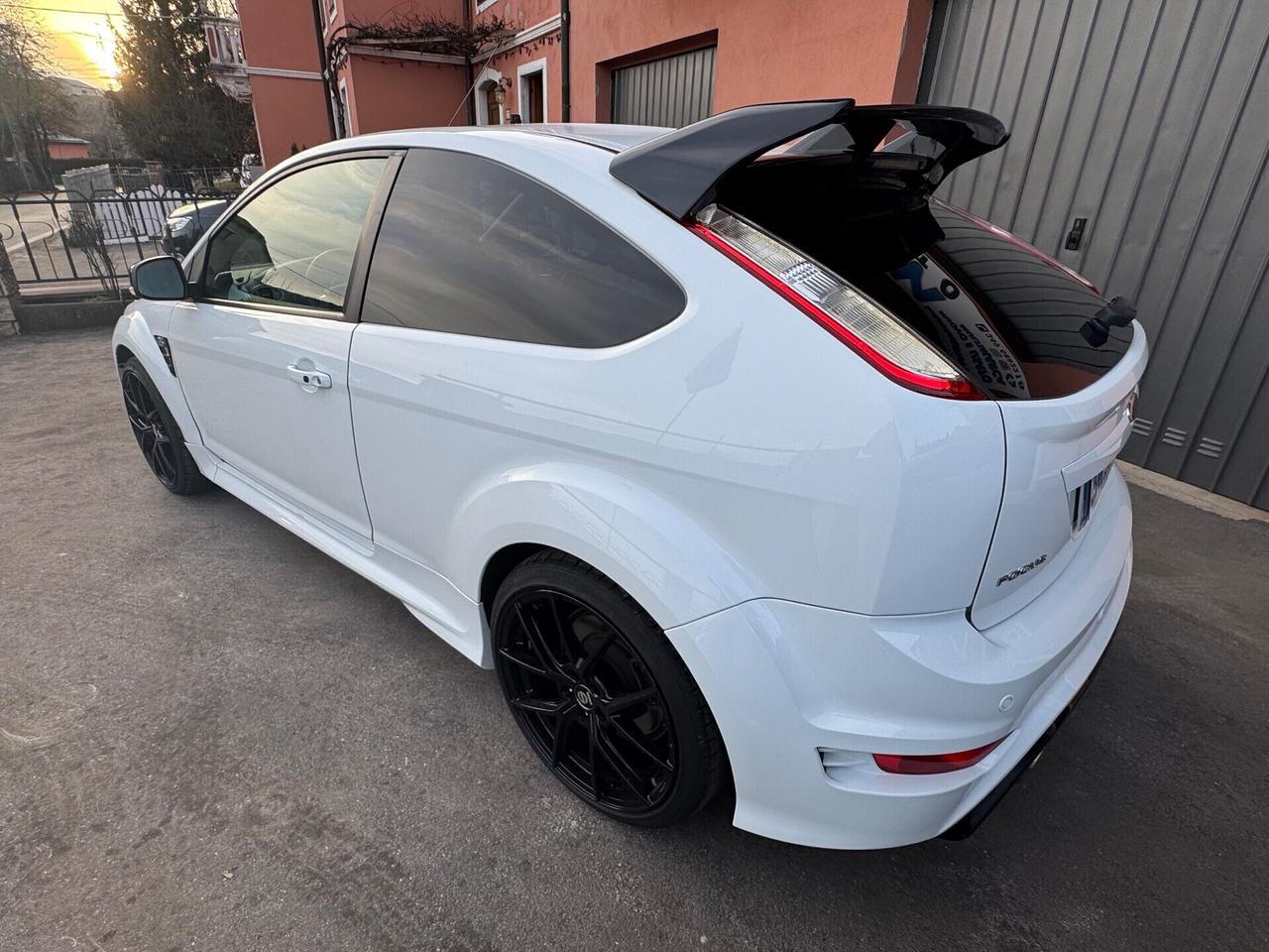 Ford Focus 2.5T (305CV) 3p. RS