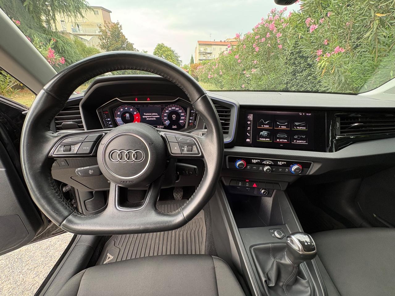 A1 Sportback 25 1.0 tfsi Advanced