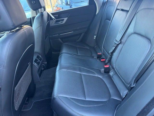 JAGUAR XF 2.0 D 180 CV aut. Prestige