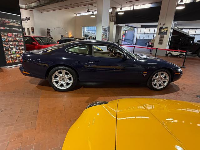 JAGUAR XK8 4.0 Coupé Pelle beige tagliandi