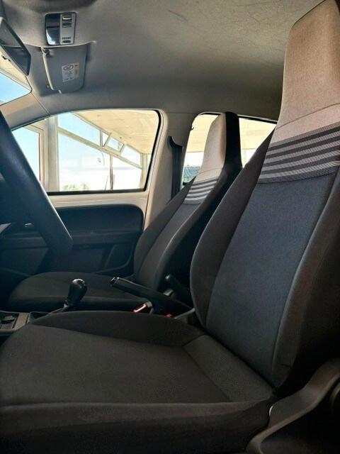 VOLKSWAGEN up! 1.0 5p. move up! BlueMotion Tech...