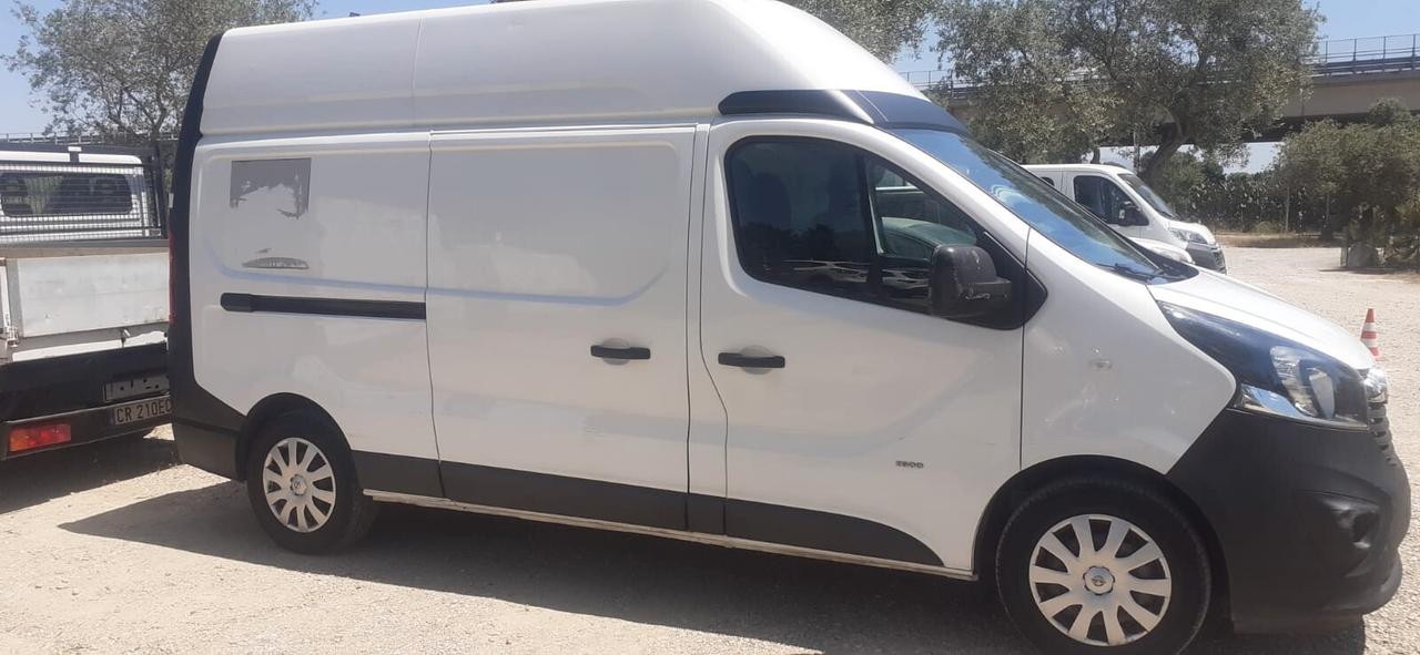 Opel Vivaro 2017 - 1.6 bi-turbo Lb automobili