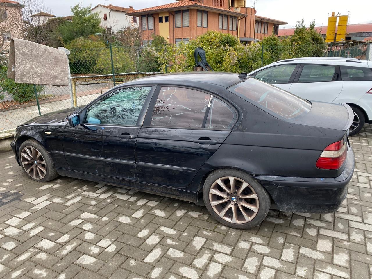 Bmw 318 318d turbodiesel cat 4 porte Futura