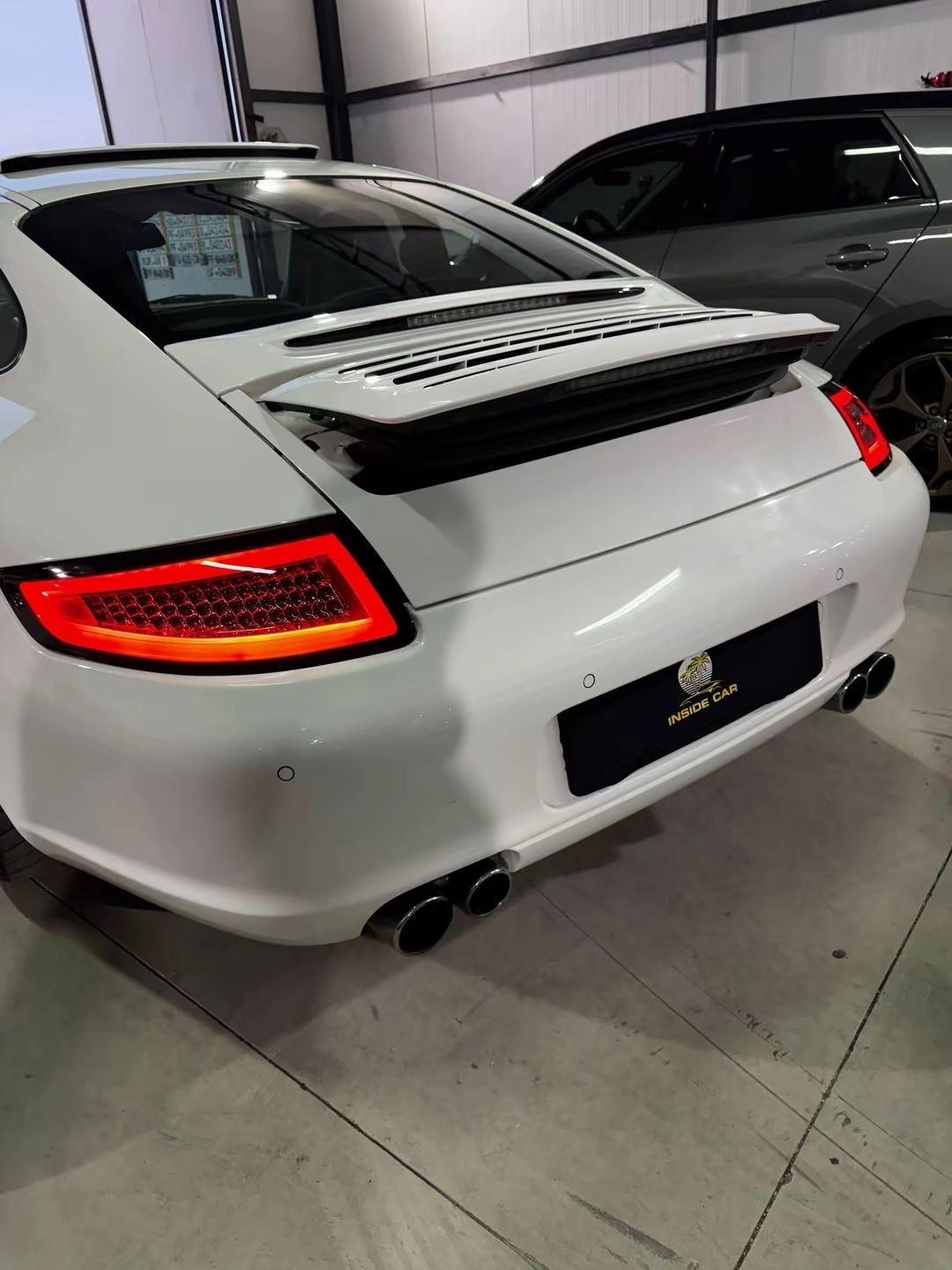 Porsche 911 Carrera Coupé