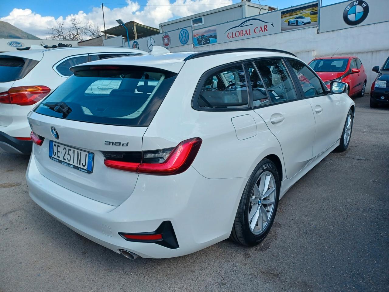 Bmw 318 d 48V Touring ANNO 2021