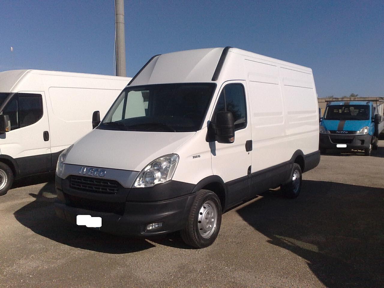 Iveco Daily 35s15 FURGONE DI SERIE - 2013