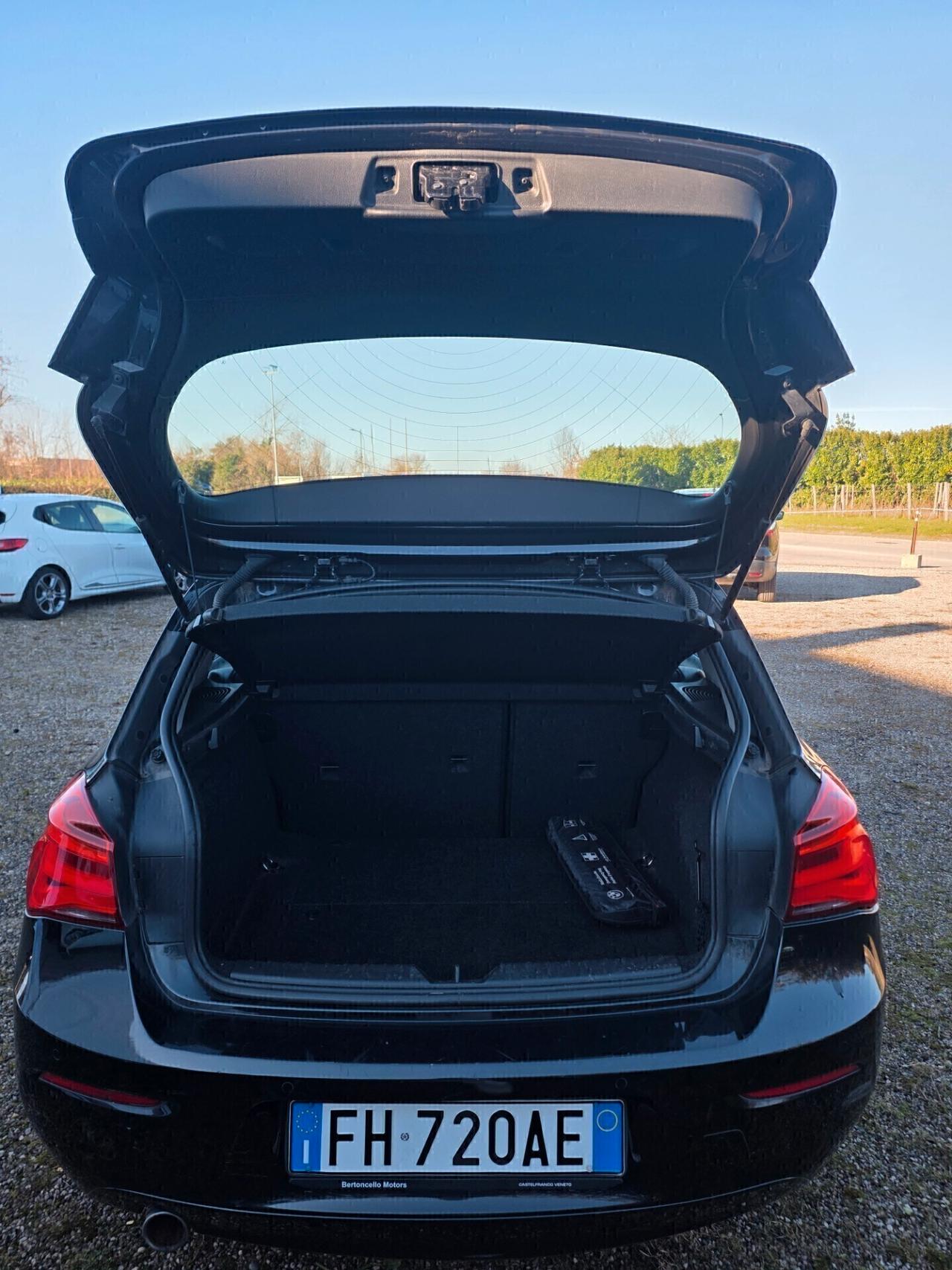 Bmw 118d full LED FINANZIABILE