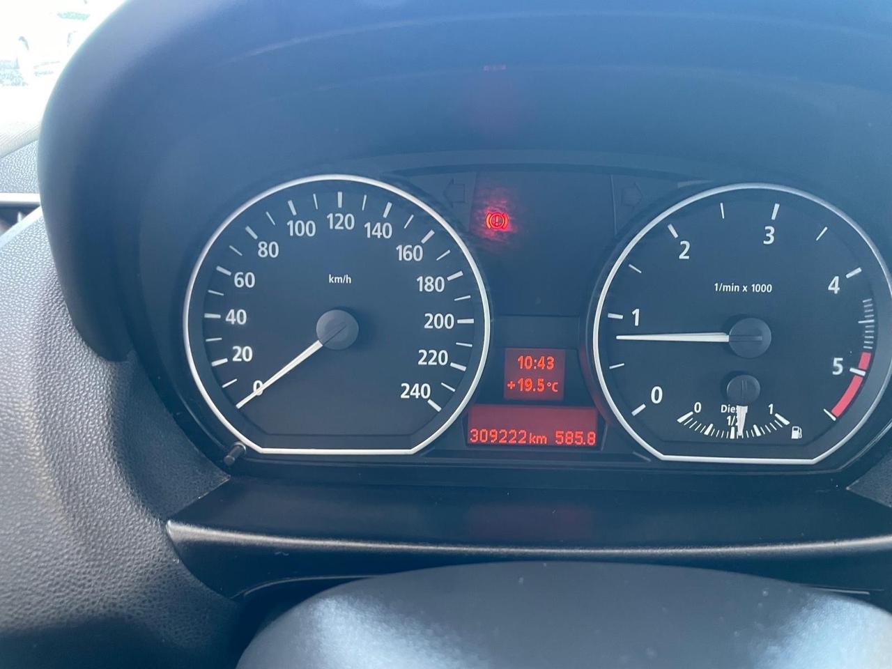Bmw 118 118d cat 5 porte Futura
