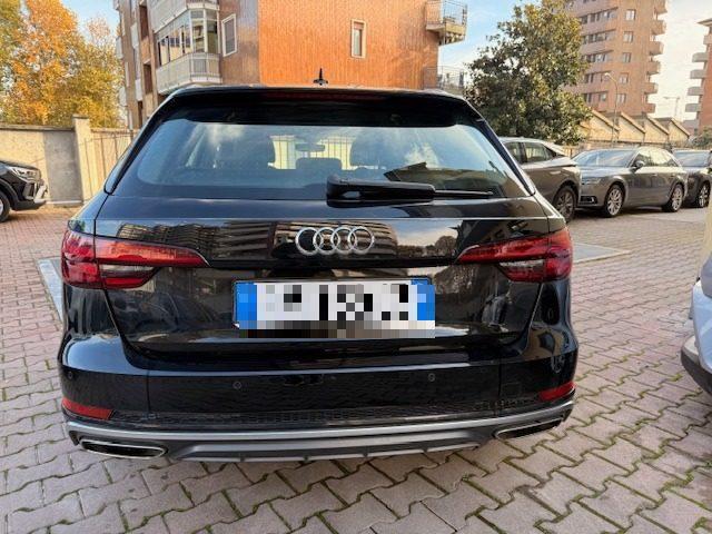 AUDI A4 Avant 45 TFSI S tronic S line edition