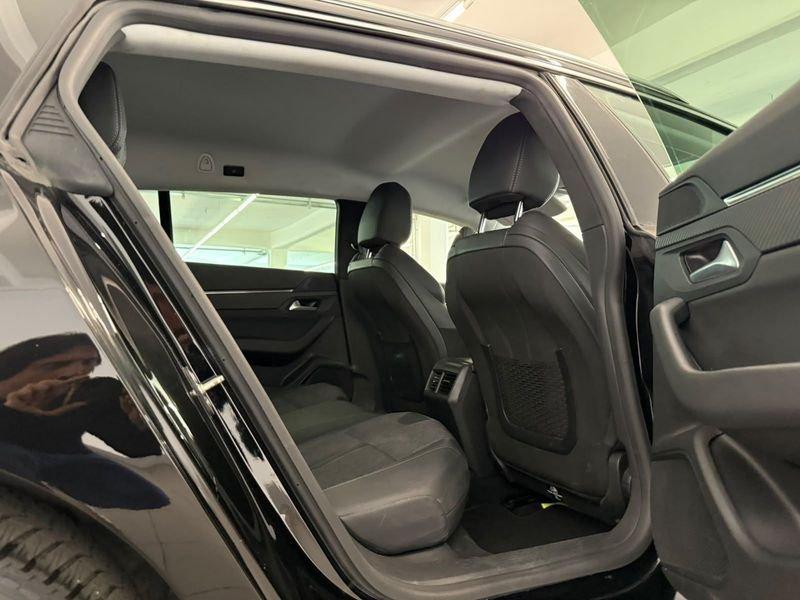 Peugeot 508 SW Hybrid 225 Allure Pack SW e-EAT8