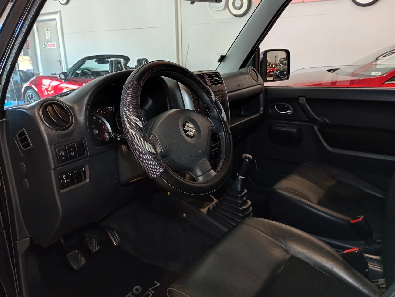 Suzuki Jimny 1.3i 16V cat 4WD JLX Più
