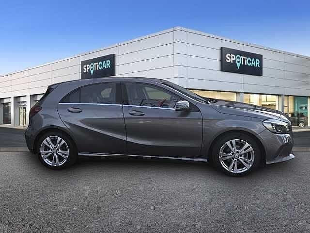 Mercedes-Benz A 180 A 180 d Automatic Sport