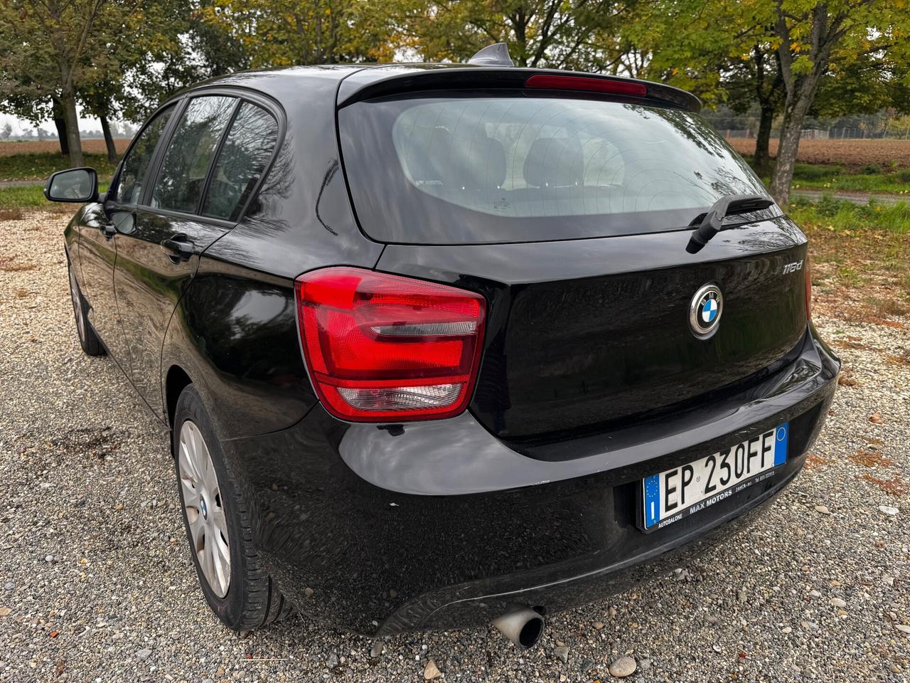 Bmw 116 116d 5p. Urban