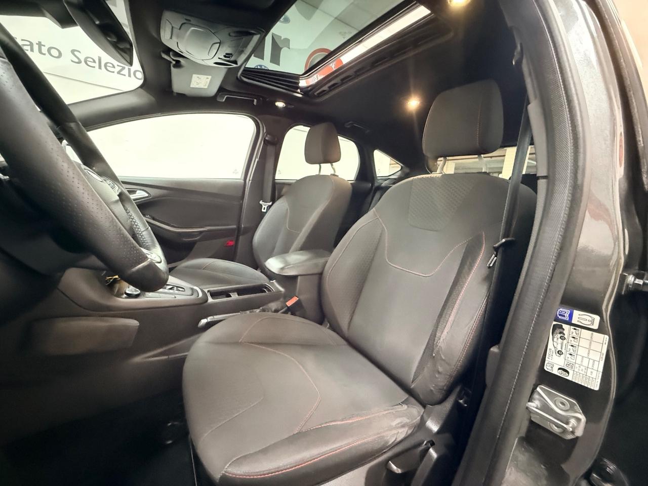 Ford Focus 2.0 TDCi 150 CV Powershift ST Line 12/2016 EURO6B