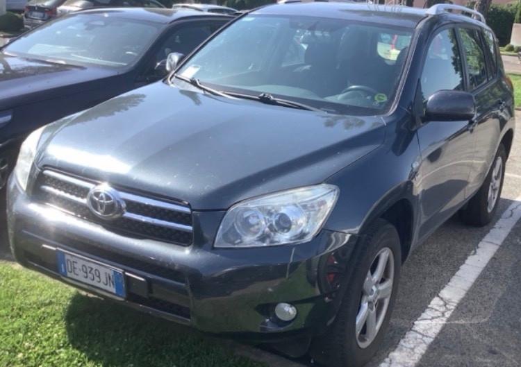 Toyota RAV 4 RAV4 2.2 D-4D 136 CV Luxury