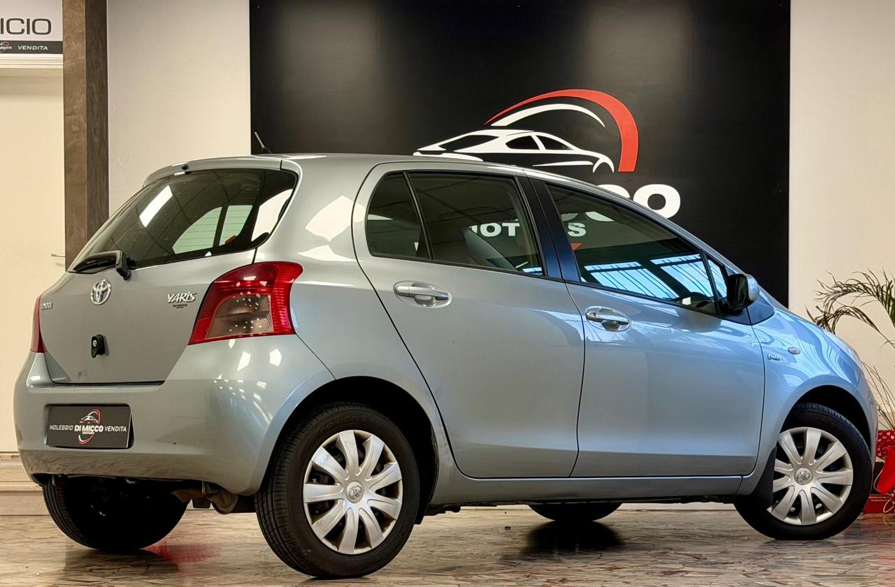 Toyota Yaris 1.4 D-4D 5 porte Navi