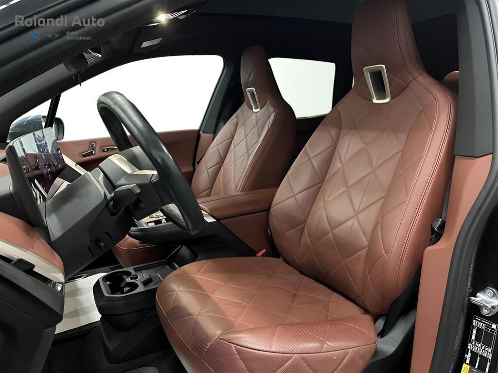 BMW iX 50 pacchetto sportivo xDrive