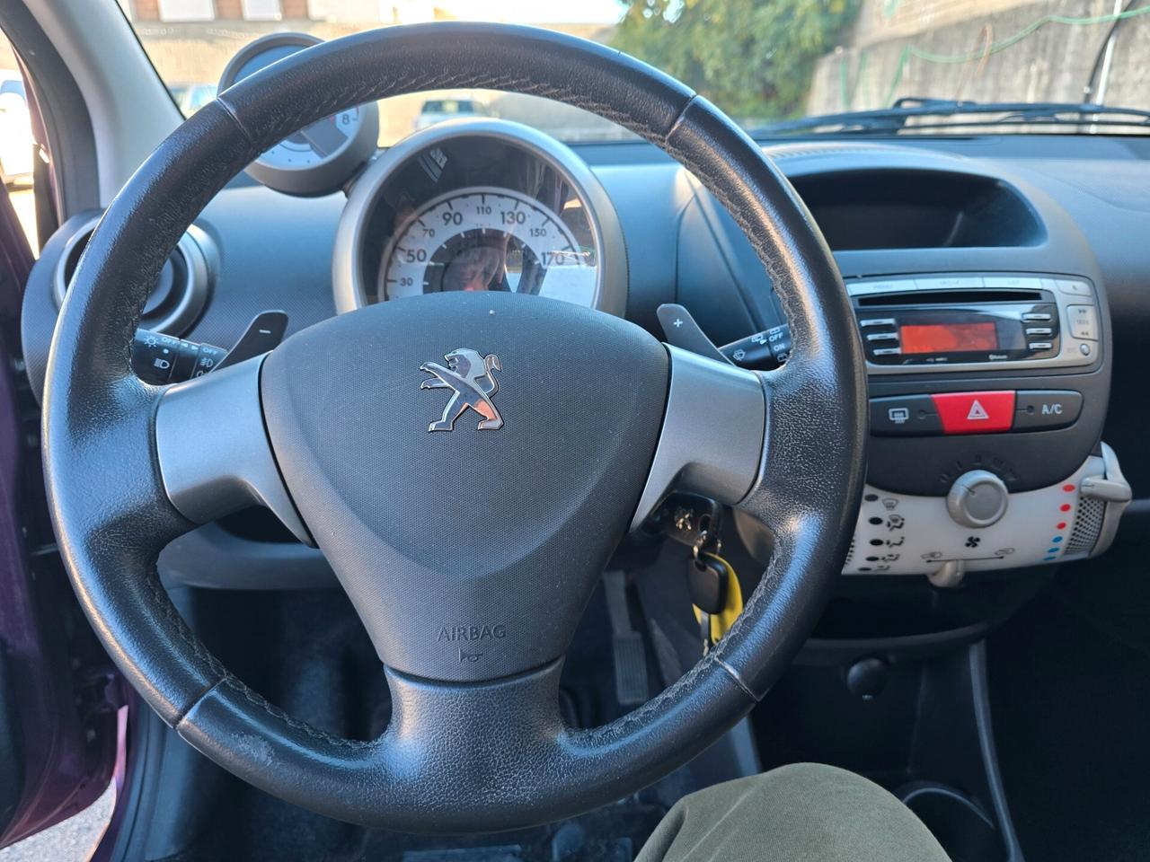 Peugeot 107 1.0 benz 68CV 5p automatica full opt nuova 2012