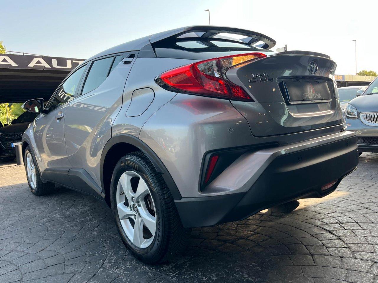Toyota C-HR 5 Porte C-HR 1.8h Active 2wd e-cvt