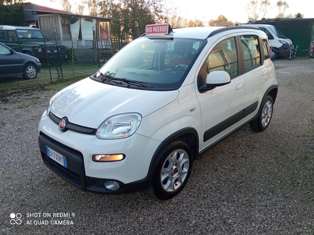 Fiat Panda 0.9 TwinAir Turbo Natural Power Lounge