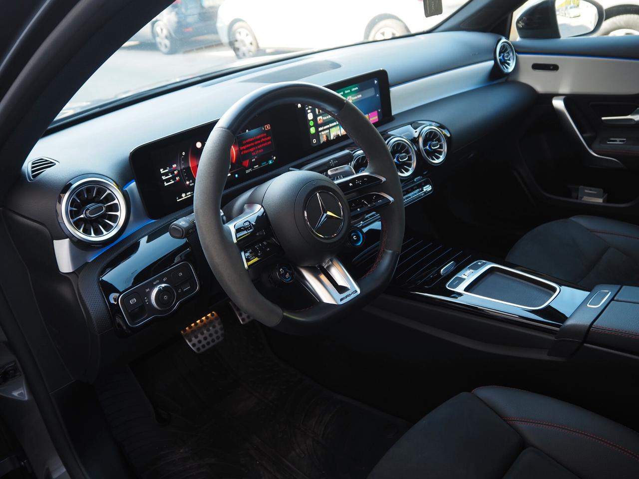 Mercedes-benz A 35 AMG Premium Plus