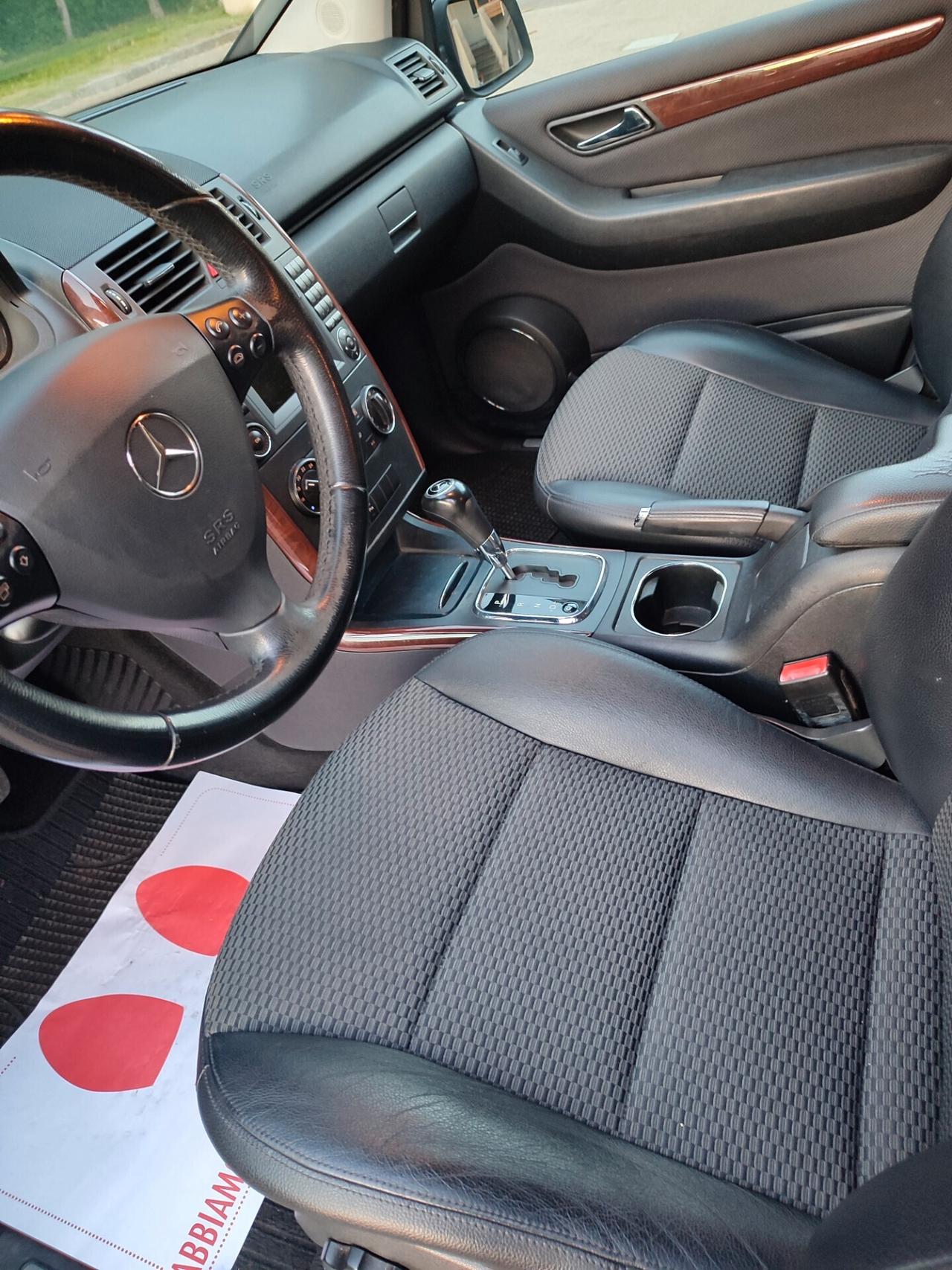 MERCEDES CLASSE A160 BENZINA AUTOMATICA POCHI KM