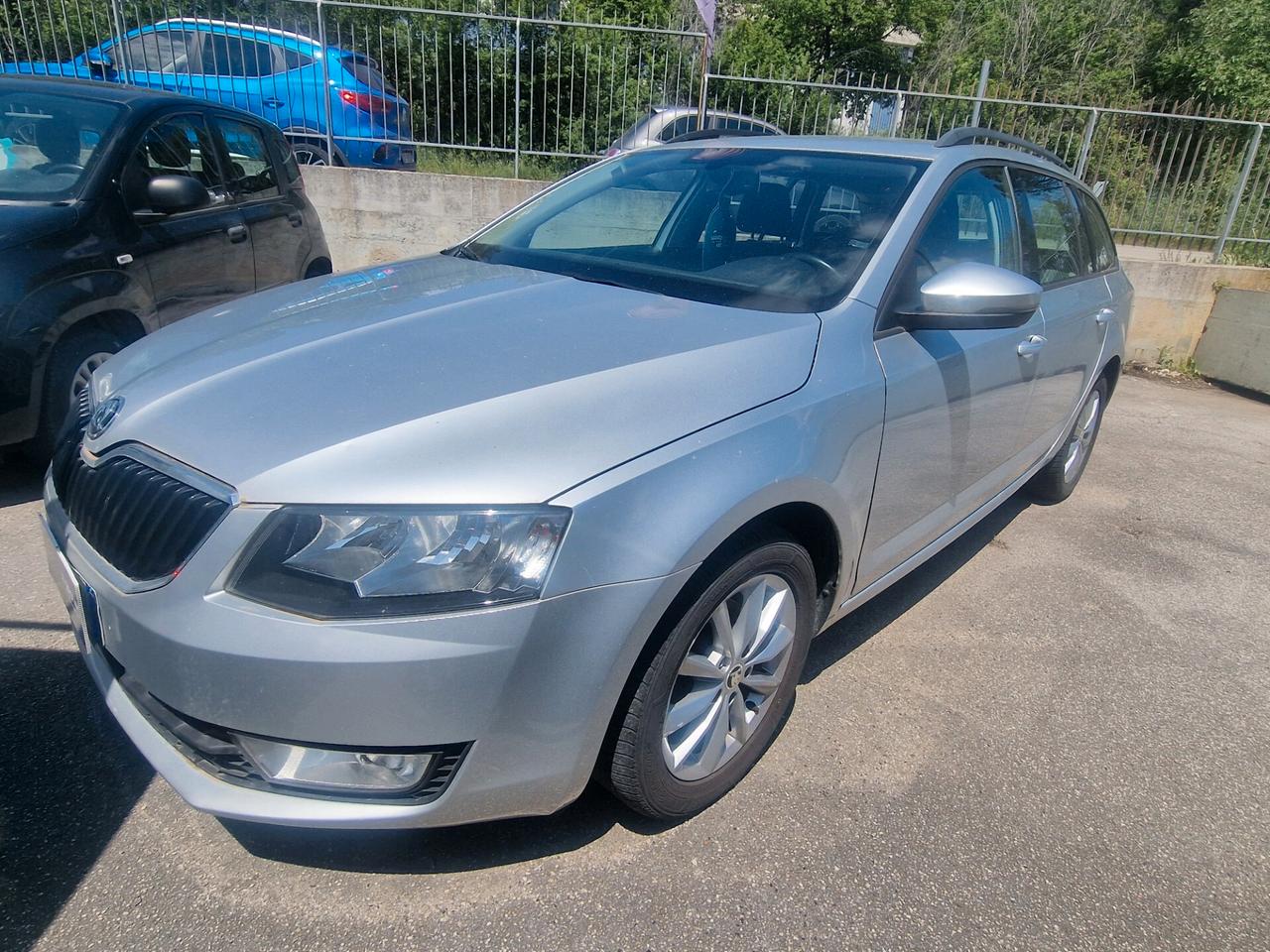 Skoda Octavia 1.6 TDI CR 105 CV Elegance