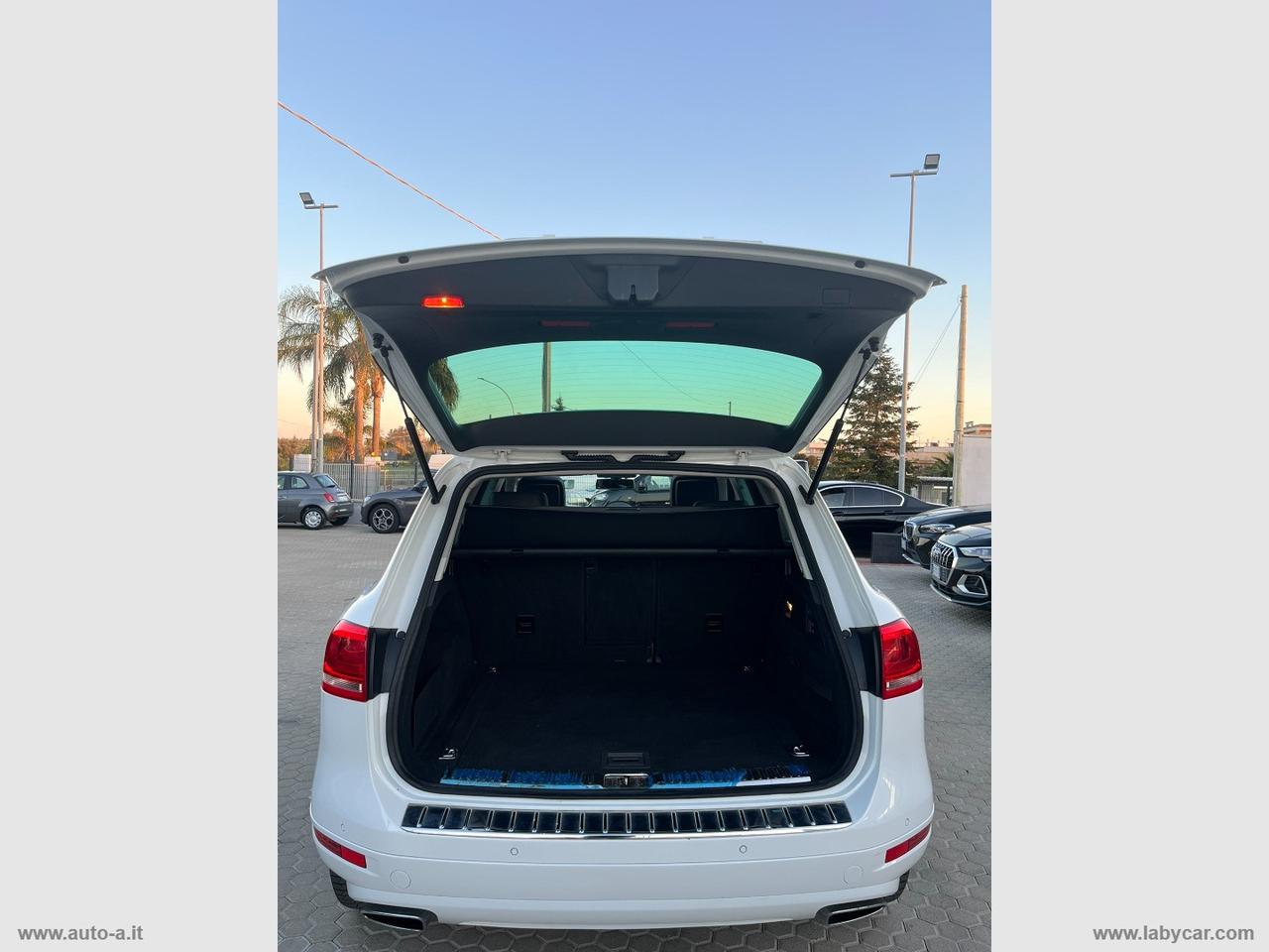 VOLKSWAGEN Touareg 3.0 TDI 204CV tip. BMT Executive