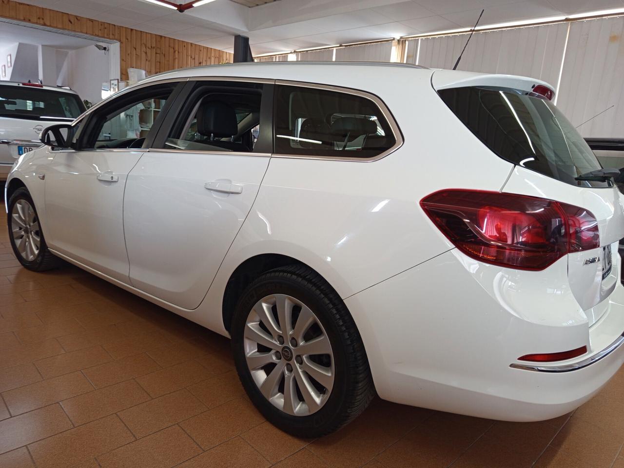Opel Astra 1.7 CDTI 110CV, 161 Mila chilometri ok neopatentati