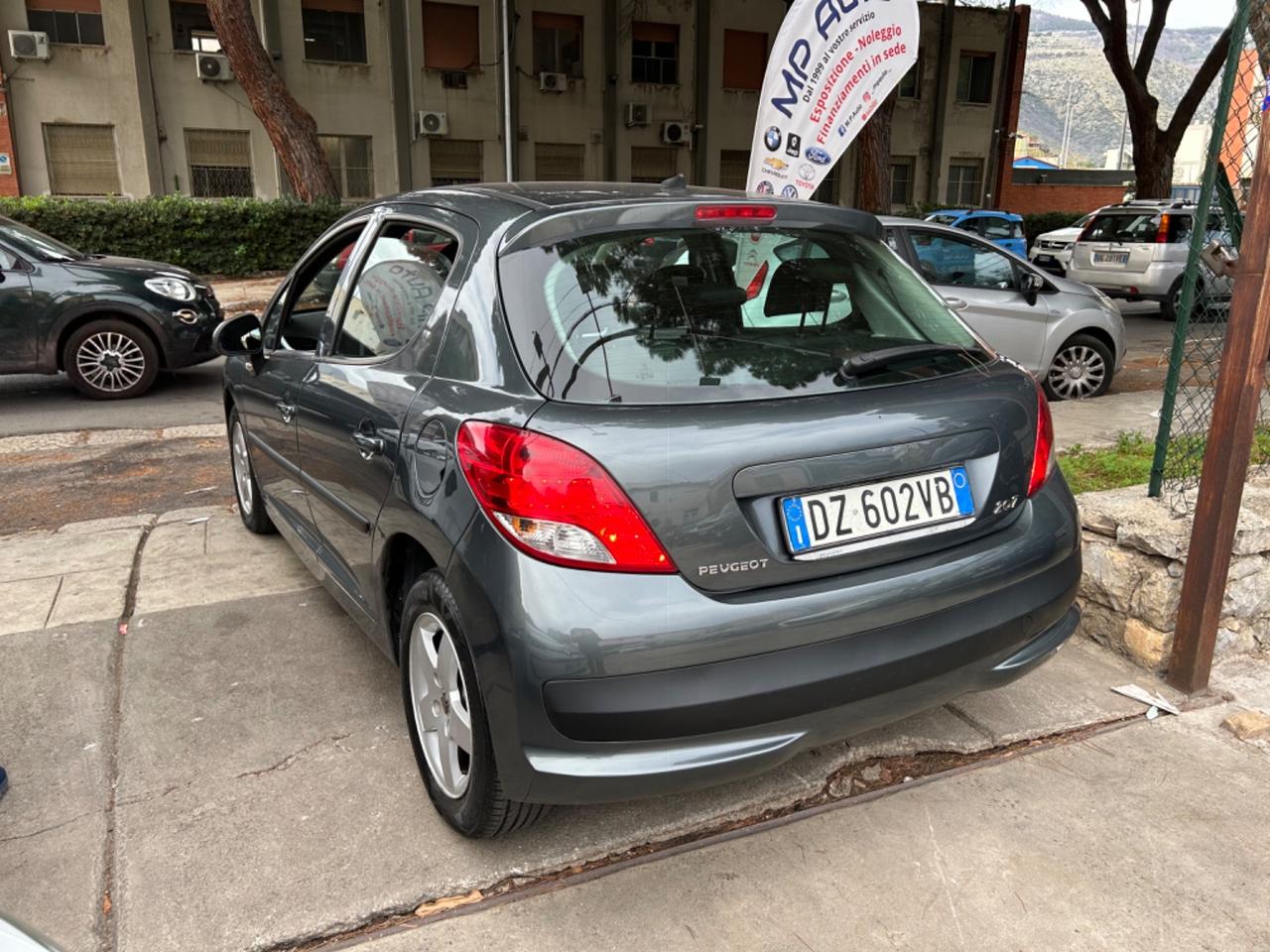 Peugeot 207 1.4 8V 75CV 5p. Energie Sport ECO GPL