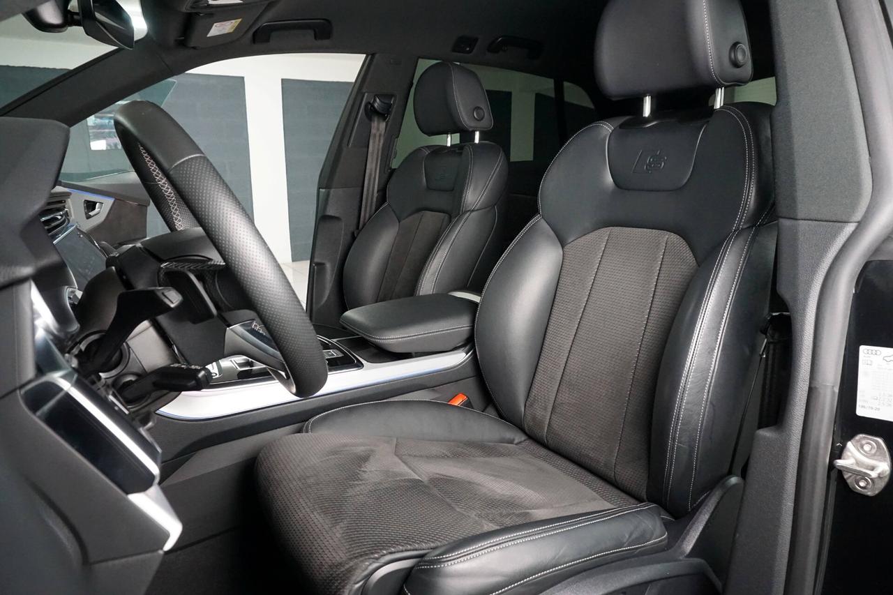 Audi Q8 45 TDI quattro tiptronic S Line Identity Black