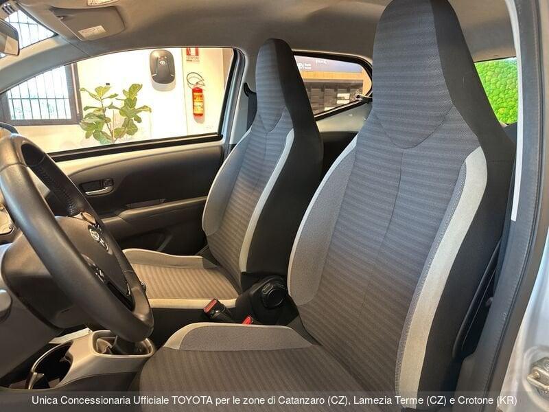 Toyota Aygo Aygo Connect 1.0 VVT-i 72 CV 5 porte x-play