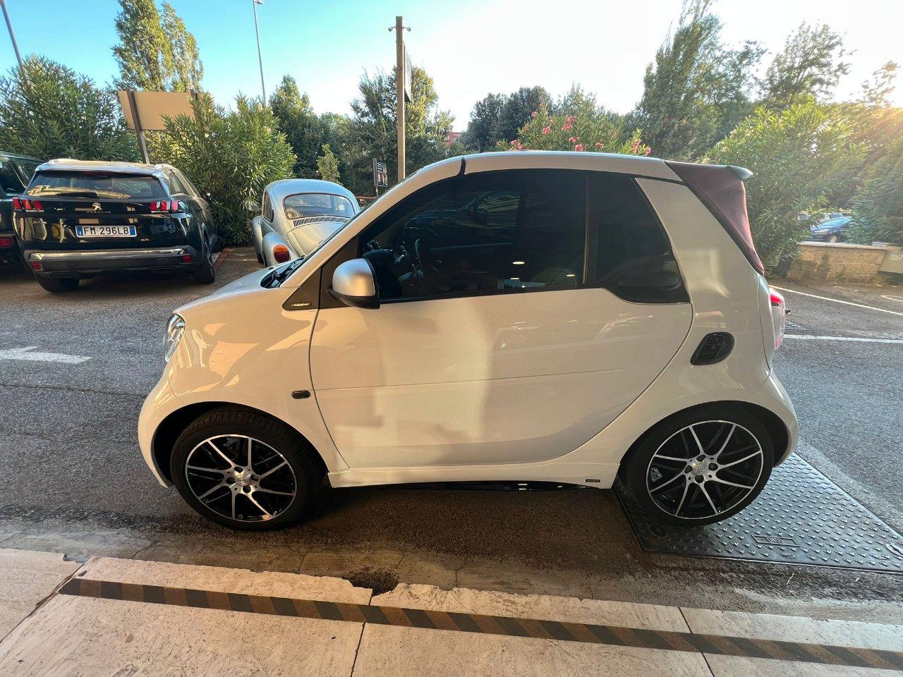 Smart Smart Fortwo Brabus 0.9 Brabus Exclusive 109cv *Promo SD 2026*