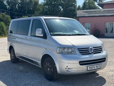 Volkswagen Multivan 2.5 TDI/174CV Highline