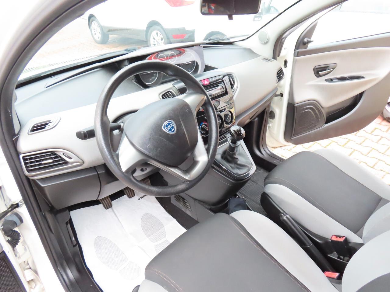 Lancia Ypsilon 1.2 BENZ/GPL DI SERIE SOLO 130.000 KM