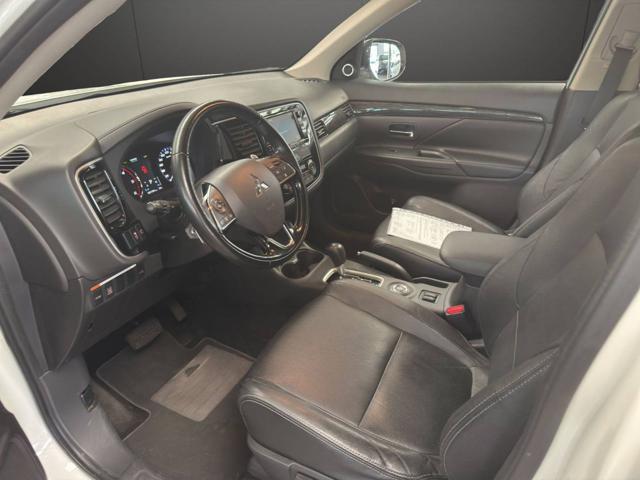 MITSUBISHI Lancer Instyle