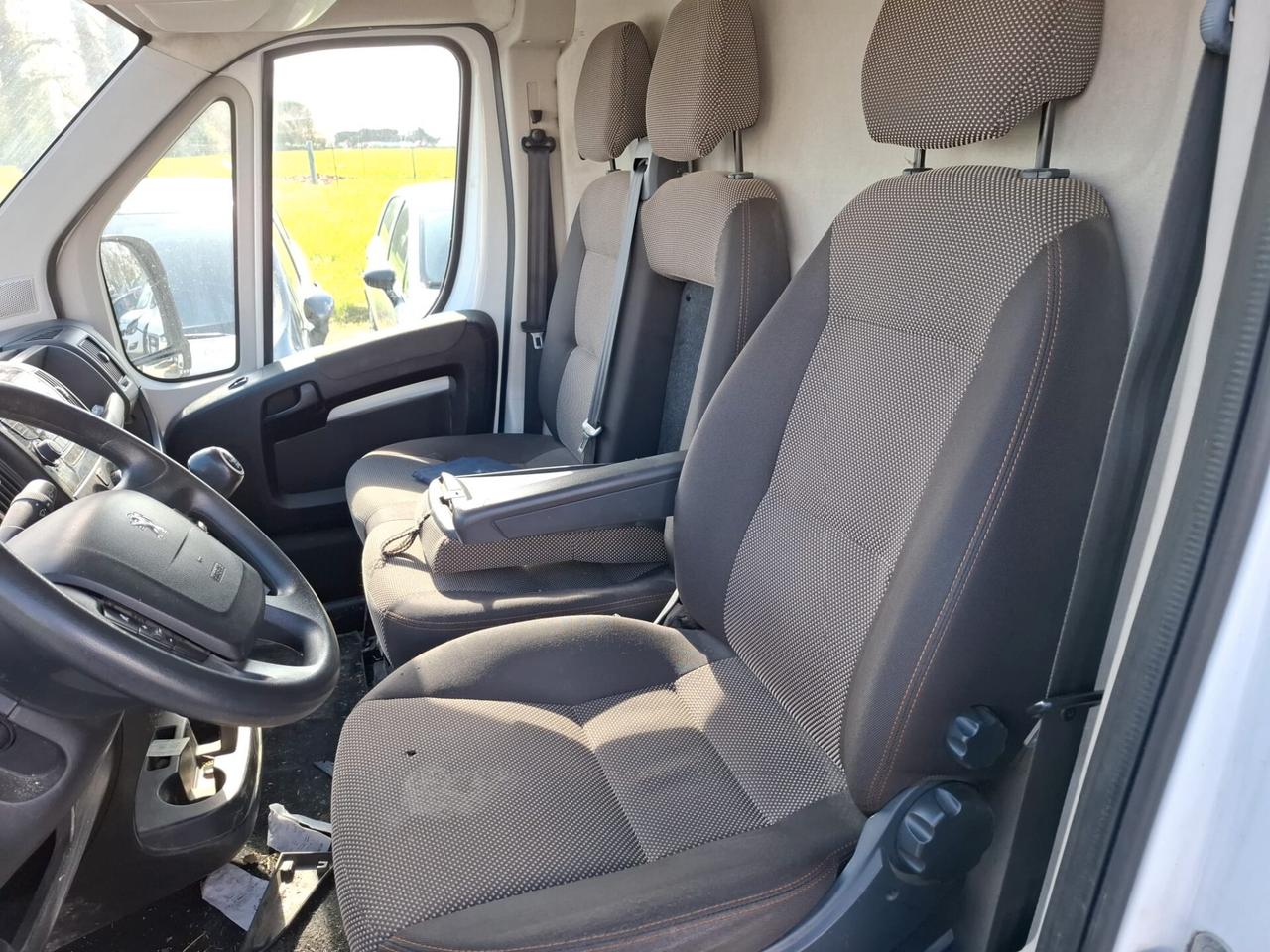 Peugeot Boxer 2.2 HDI 3 POSTI - MOTORE DA RIPRISTINARE