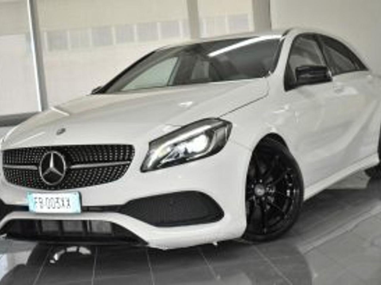 Mercedes-Benz A 200 Premium A 200 D