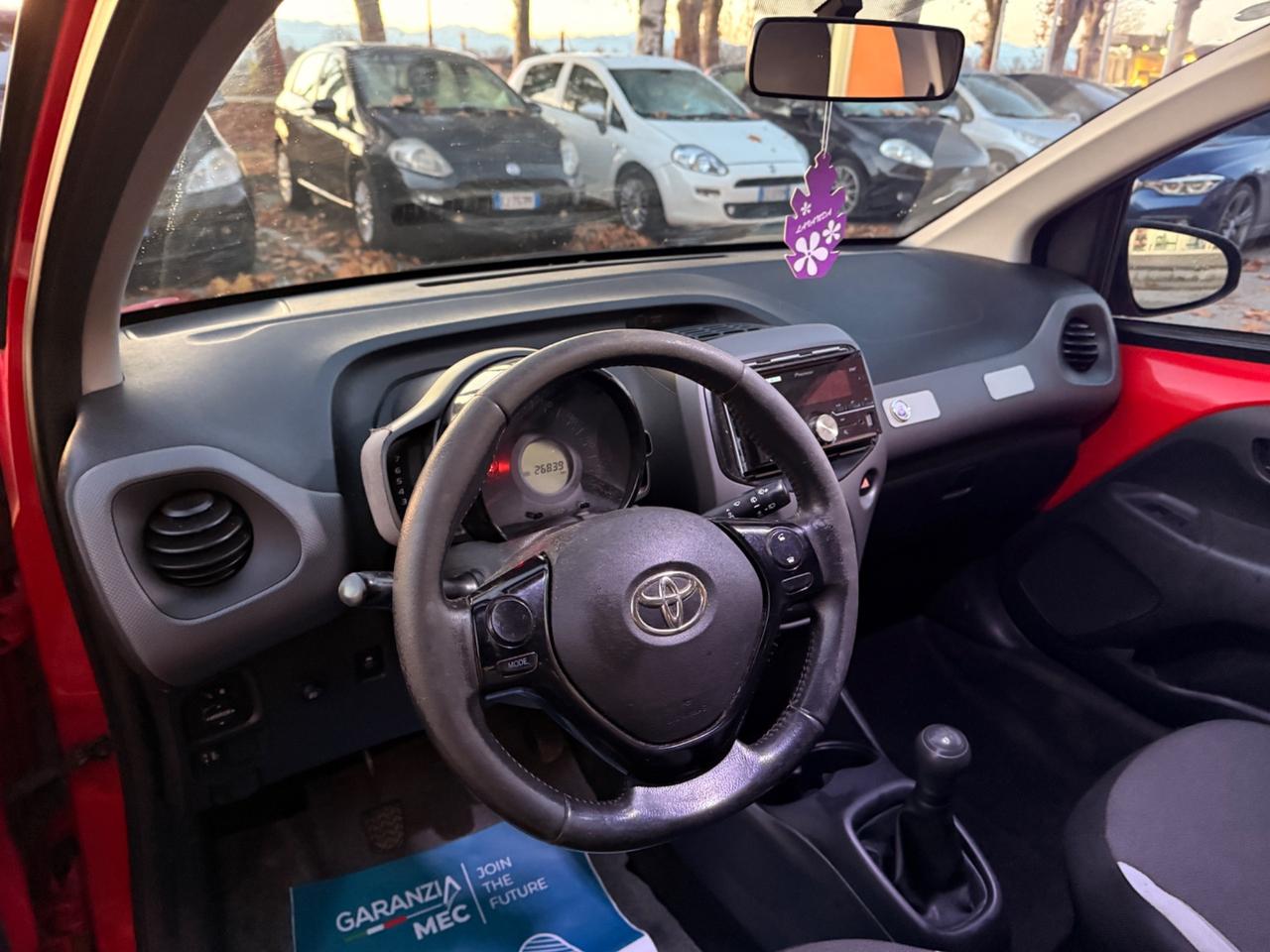 Toyota Aygo 1.0 VVT-i 69 CV 5 porte x-clusiv