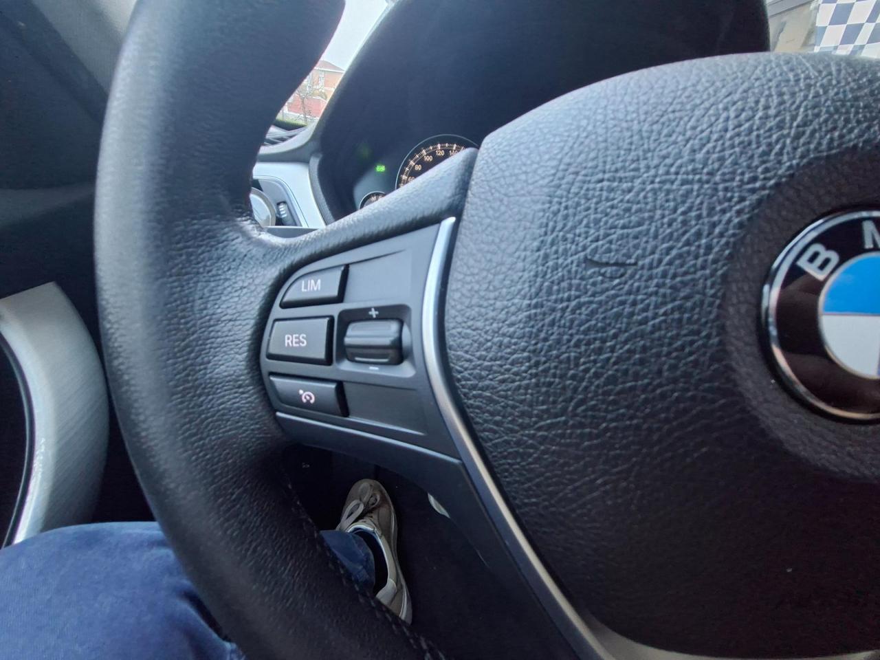 BMW Serie 3 Touring 316d Touring Luxury auto