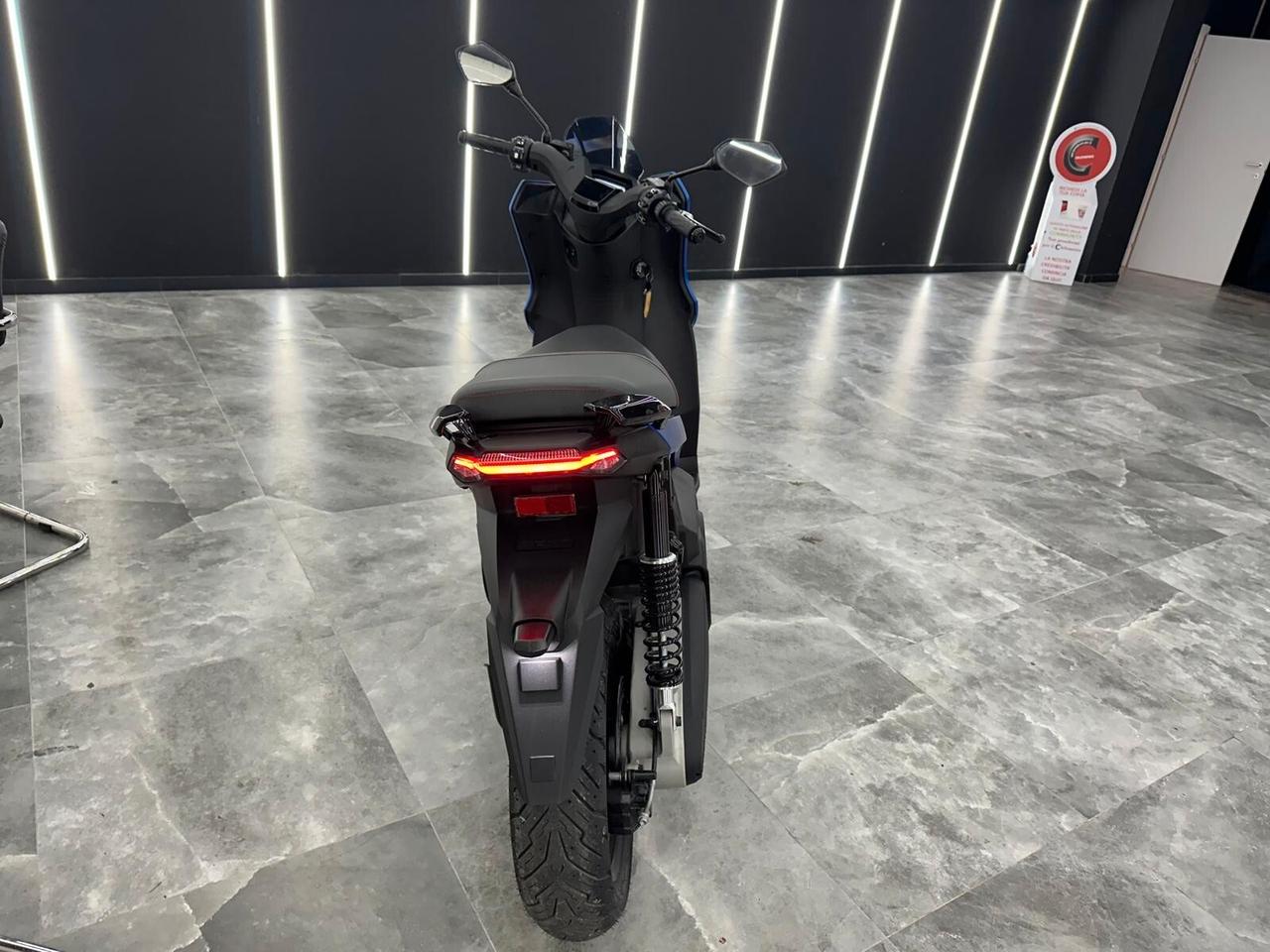 Seat Mo eScooter 125 125R9kW MY23