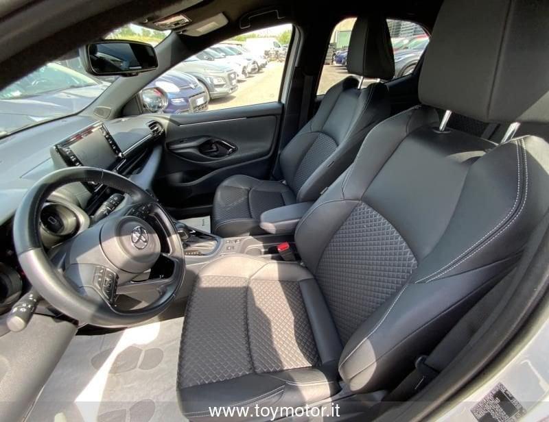 Toyota Yaris 4ª serie 1.5 Hybrid 5 porte Style