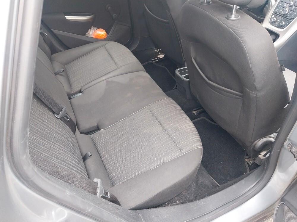 Opel Astra 1.6 115CV Sports Tourer Cosmo
