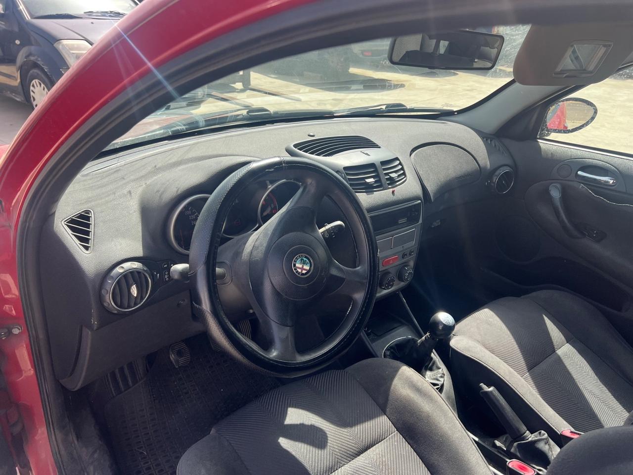 Alfa Romeo 147 1.9 JTD (115 CV) cat 5p. Distinctive