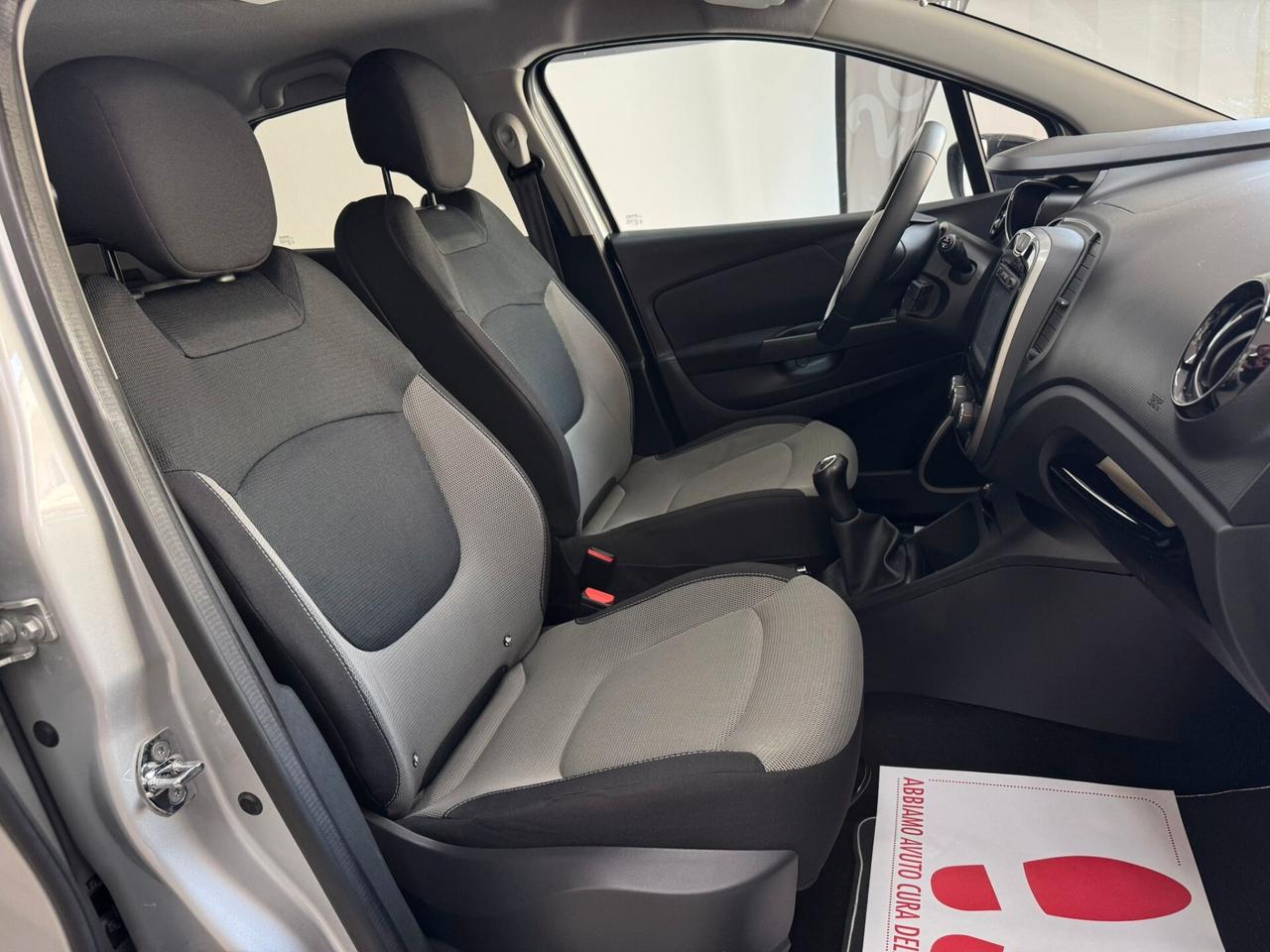 Renault Captur /1.5 dCi 90 CV / Diesel / 93000km