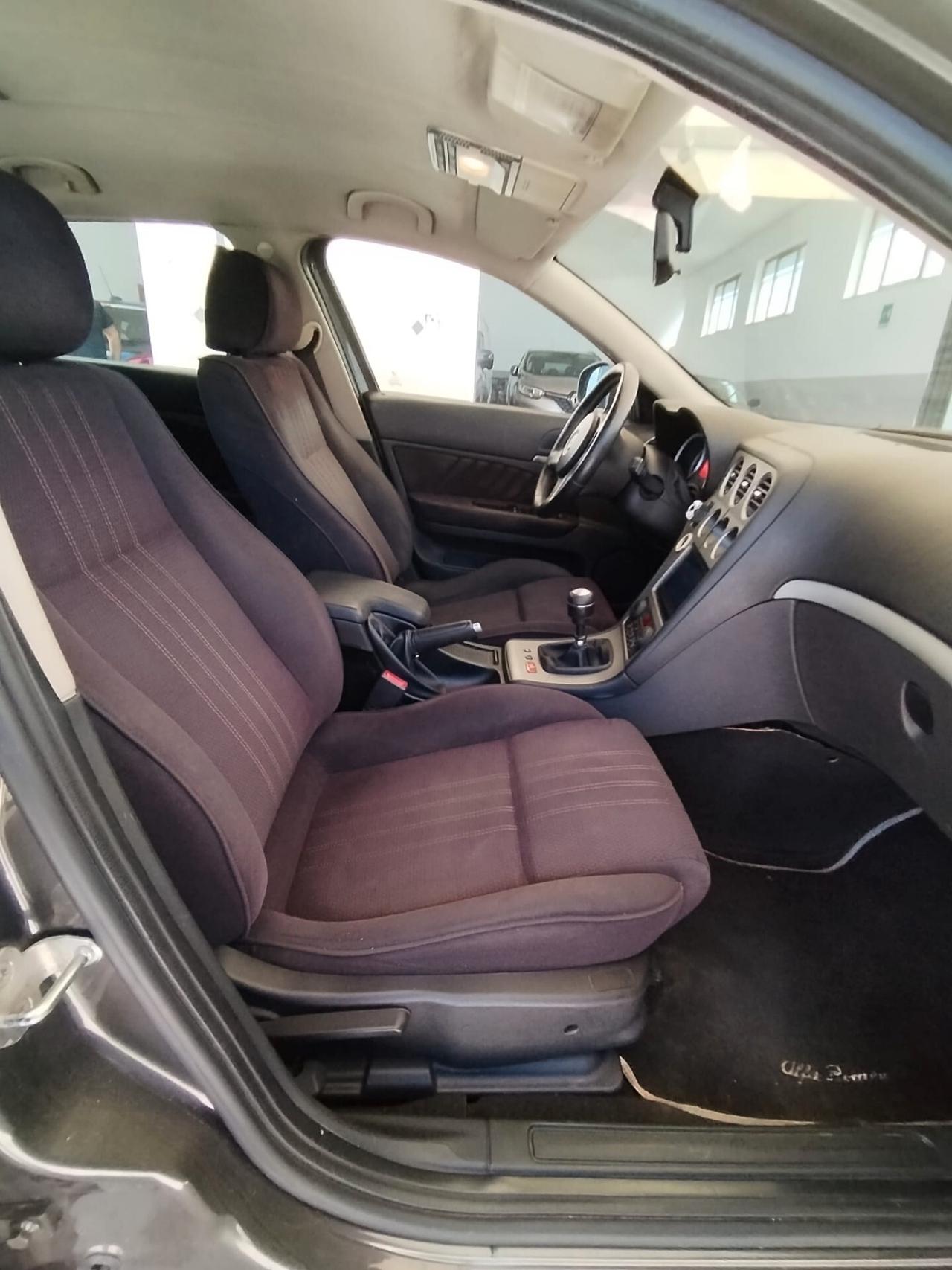 Alfa Romeo 159 1.9 JTDm 16V Sportwagon
