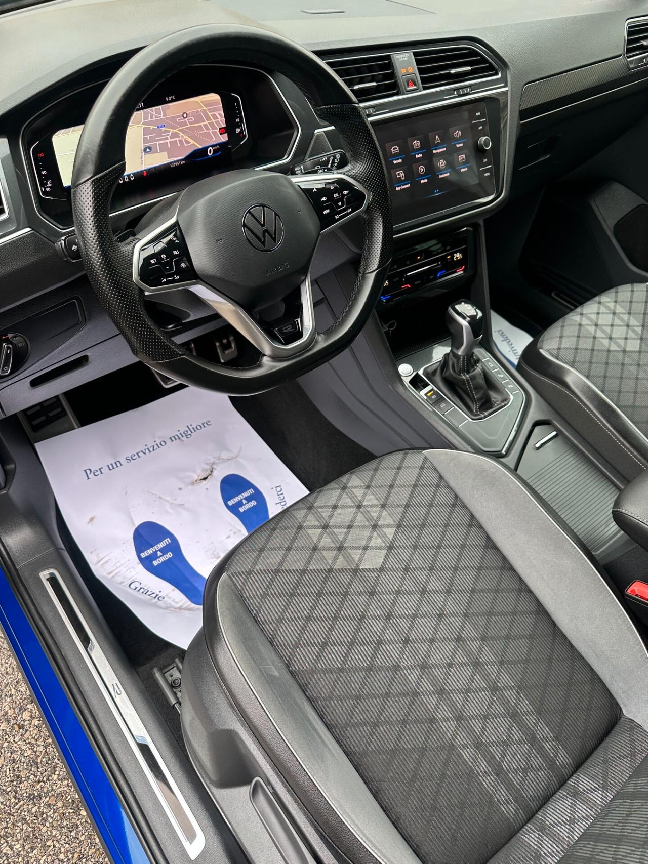 Volkswagen Tiguan 2.0 TDI 150 CV SCR DSG R-Line