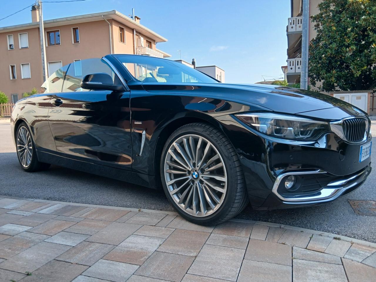 Bmw 420d Cabrio Luxury tua a € 312 mese