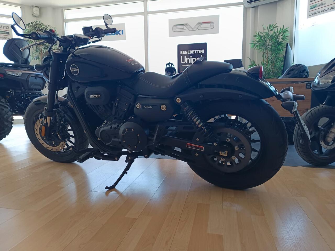 Benda V302 CRUISER Tua a 70€ al Mese *