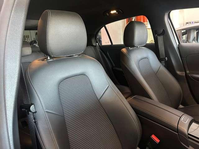 Mercedes-Benz A 180 A 180 dNight ed. auto UNIPR. PARI AL NUOVO FULL
